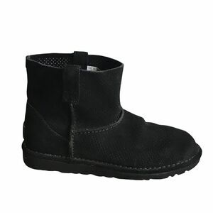Ugg Women’s Classic Mini Perf Black Suede Ankle Boots 8